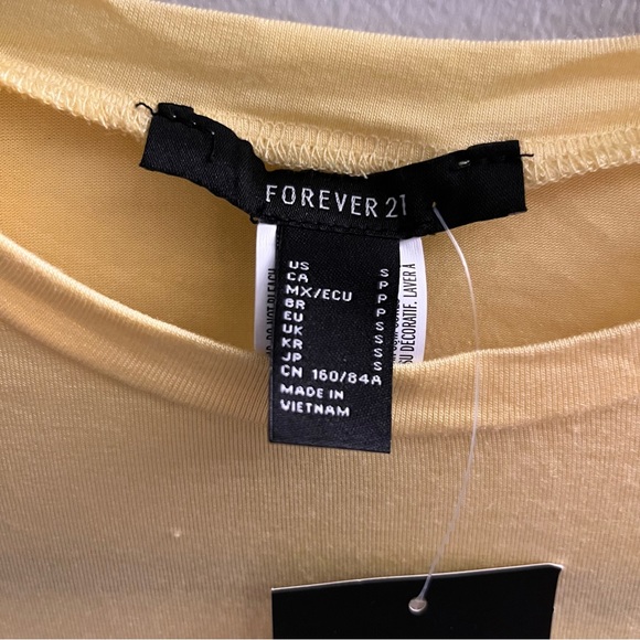 Forever 21 yellow crop top - Picture 3 of 3